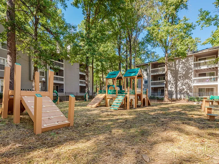 HillRock Estates — Photo 17