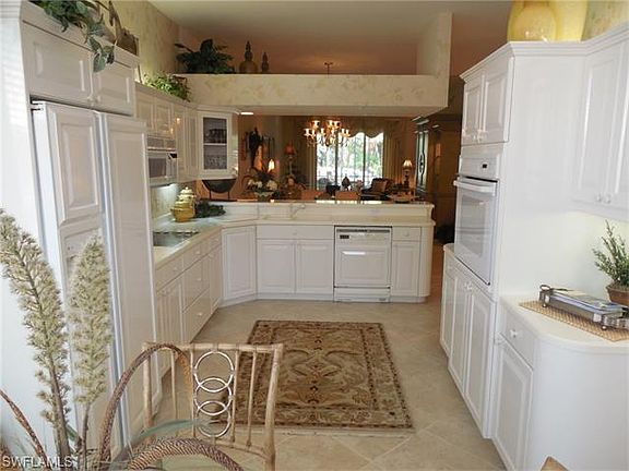 2nd image of 2405 Hidden Lake Dr #7