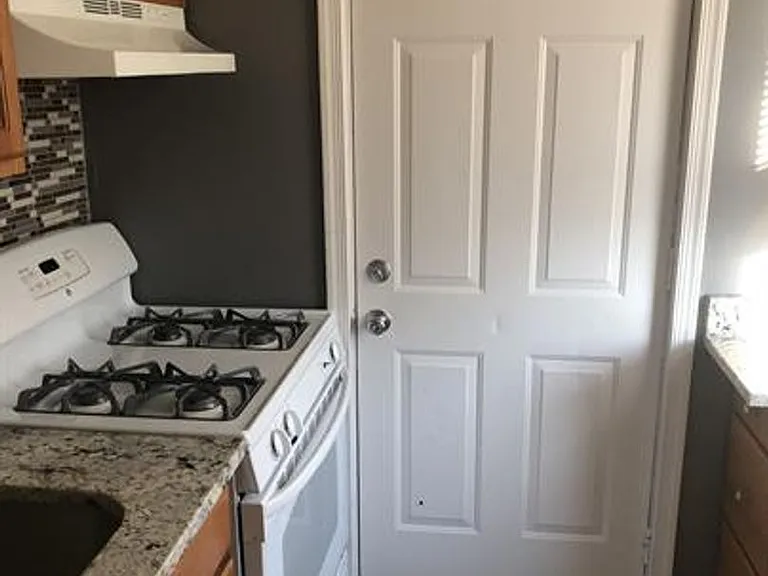 4101 Fernhill Ave — Photo 4
