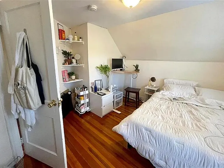 123 Winthrop St — Photo 11