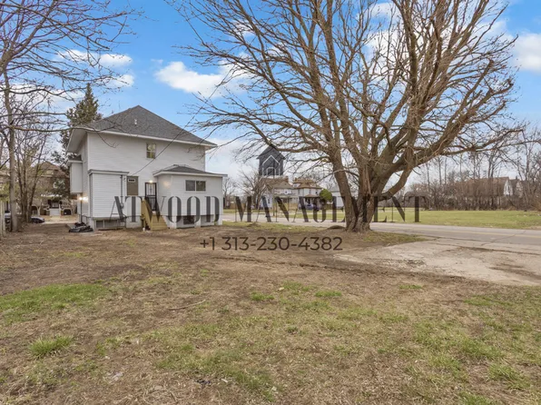 168 Beresford St, Highland Park, MI 48203
