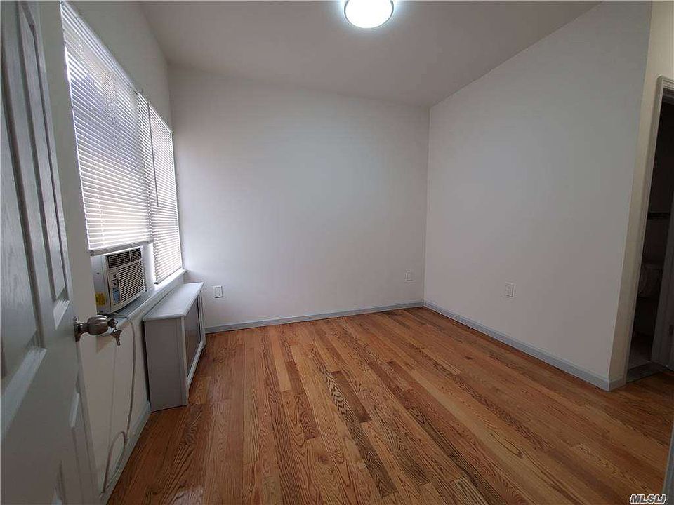 2nd image of 57-37 Main St Floor 2