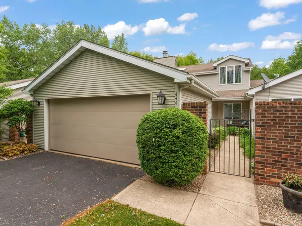 444 Deerpath Dr W, Schererville, IN 46375