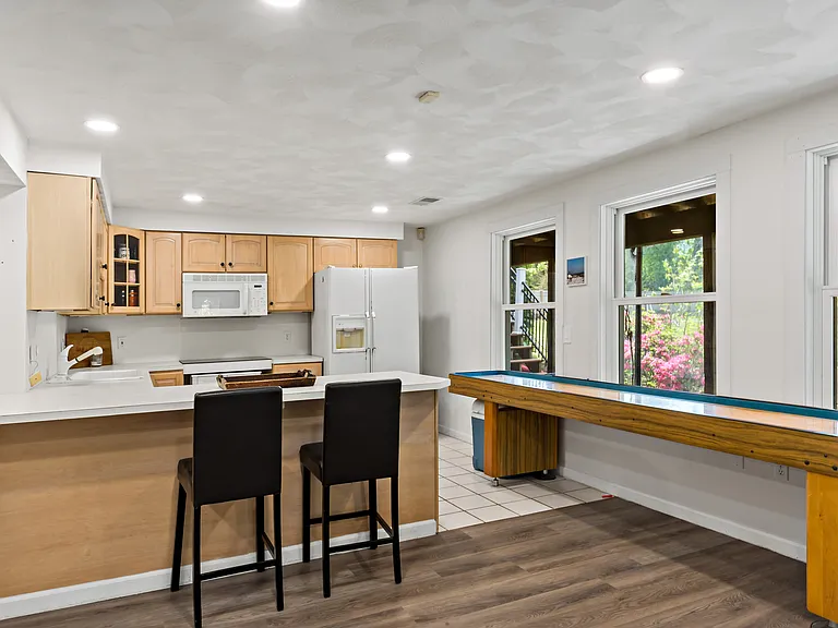 205 Kettle Pond Dr — Photo 15
