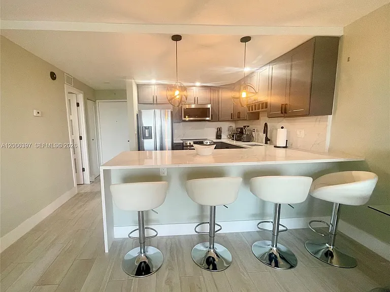 1800 N Andrews Ave #5D — Photo 12
