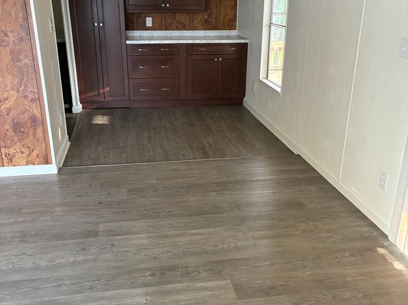 5495 Williamsburg Ln