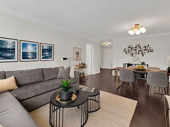 5th image of 200 W 79th St APT 7F