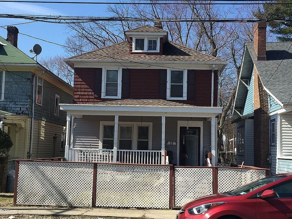 1st image of 71 Fullerton Ave