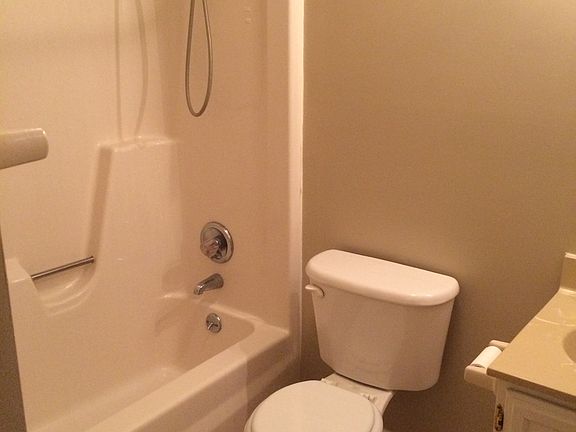 4th image of 311 Galaxie Dr