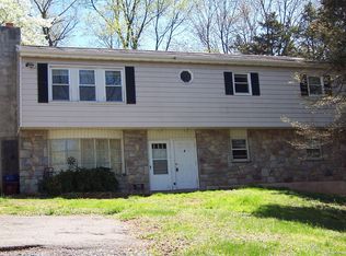 1268 N Valley Rd, Pottstown, PA 19464