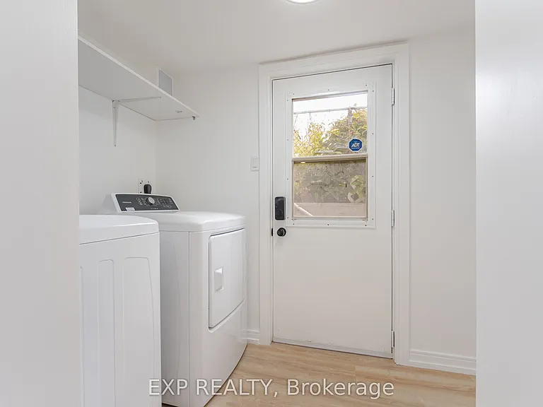 716 Brock Ave #B — Photo 3