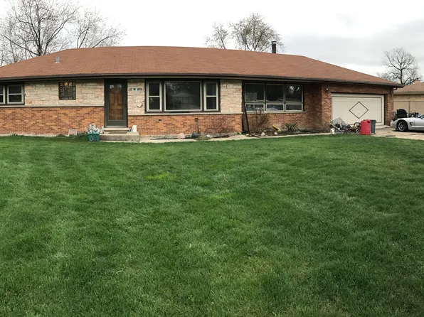 17W054 Washington St, Bensenville, IL 60106