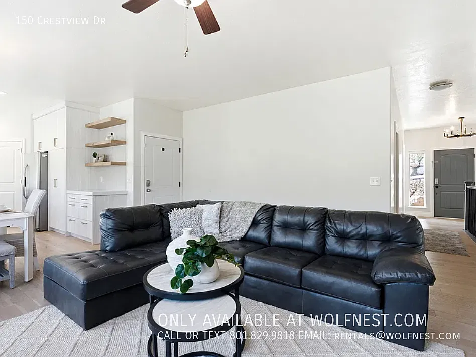 5 bed, 5.5 bath, 4186 sqft, $5,095 — Photo 4