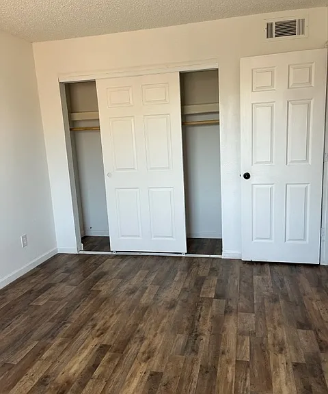 1223 N Dysart Rd #2 — Photo 14