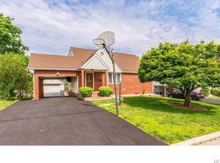 49 Heathcote Rd, Yonkers, NY 10710