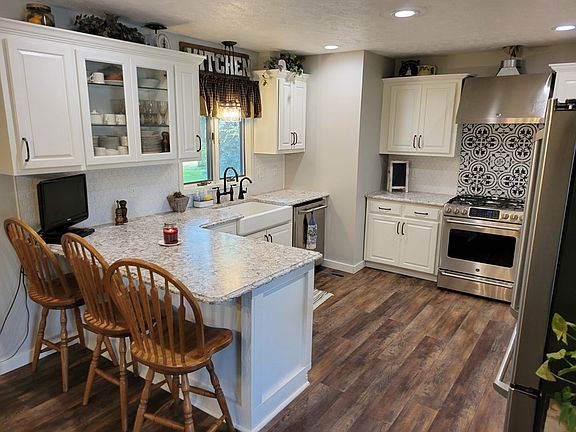 4th image of 4237 Summer Cir