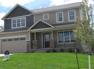6188 Acadia Dr, West Des Moines, IA 50266
