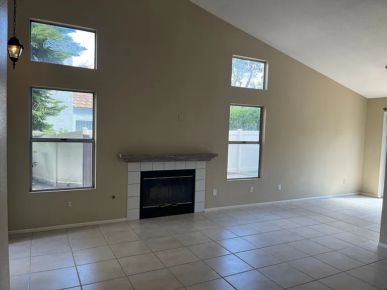43097 Corte Cabrera — Photo 4