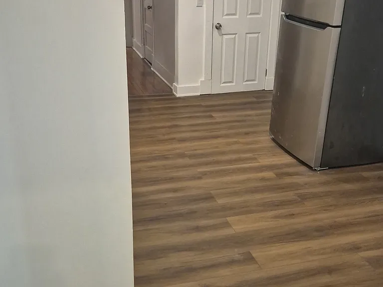 195 Francis Ave #4 — Photo 5
