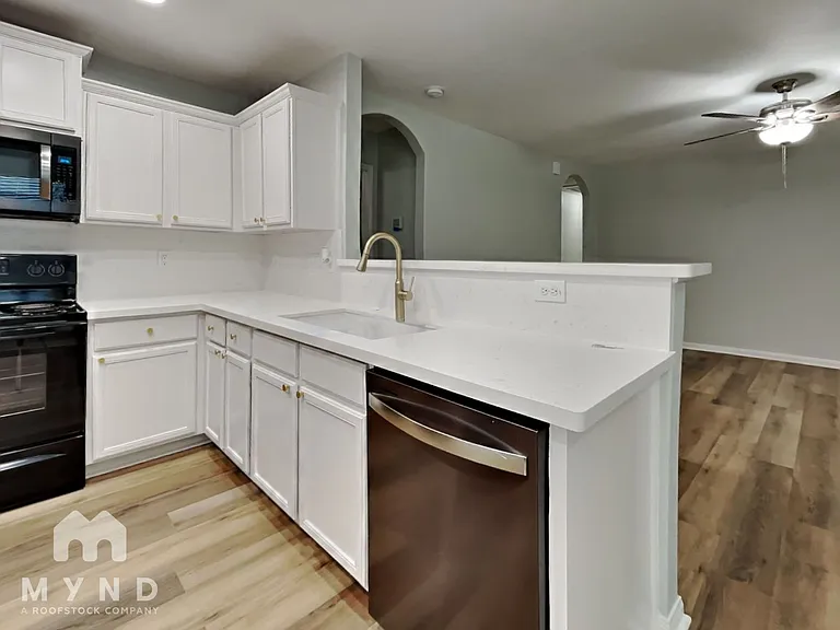 6119 Coral Cove Rd — Photo 7