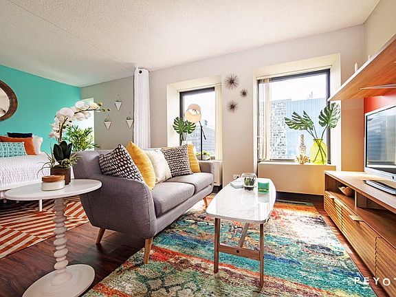 3rd image of 400 E Ontario St #1