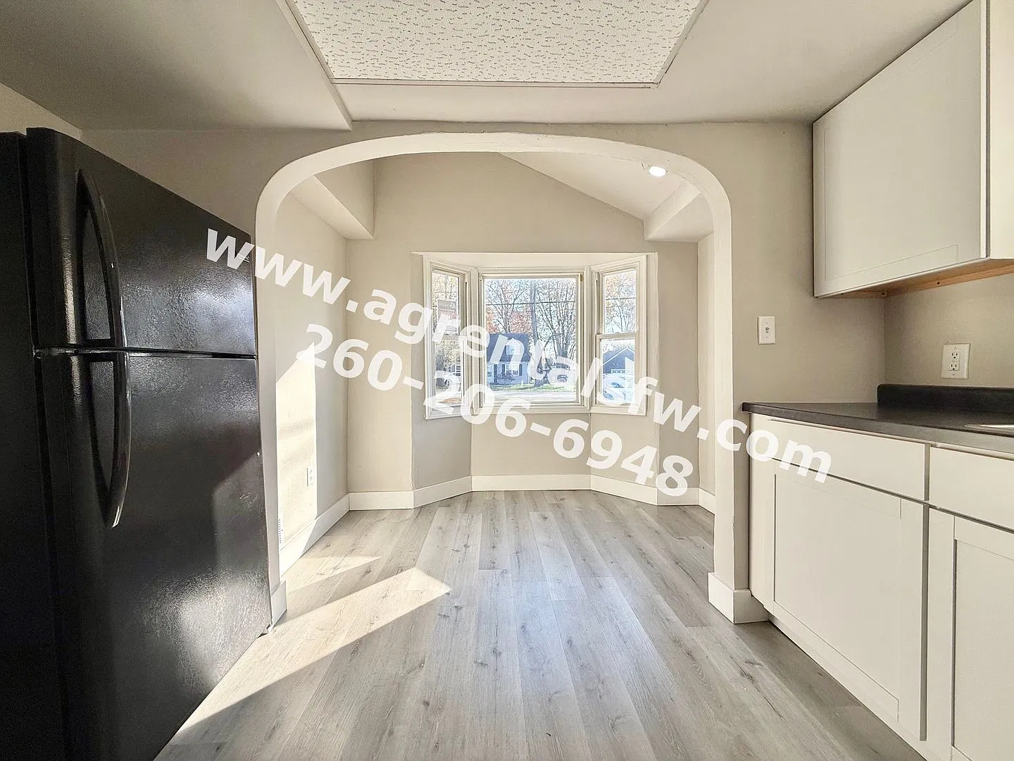2 Bedroom House — Photo 4