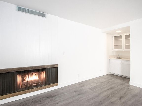 5th image of 912 Hilldale Ave #136bb5353