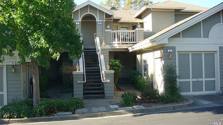 1st image of 33 Little Creek Ln