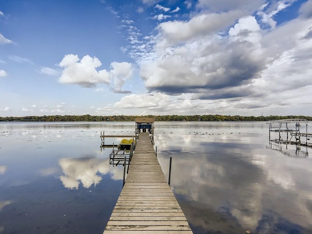 234 Peninsula Rd, Medicine Lake, MN 55441 Zillow