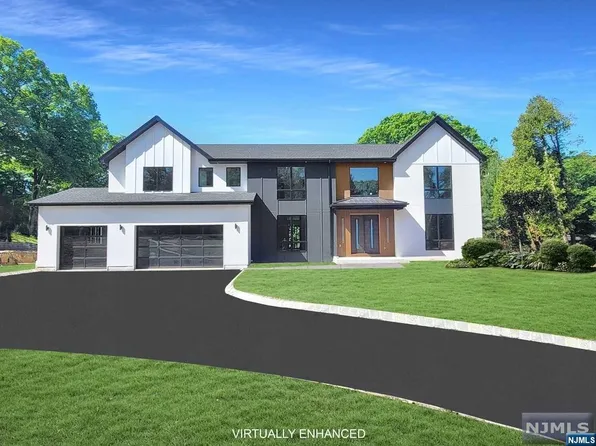 252 E Clinton Ave, Tenafly, NJ 07670