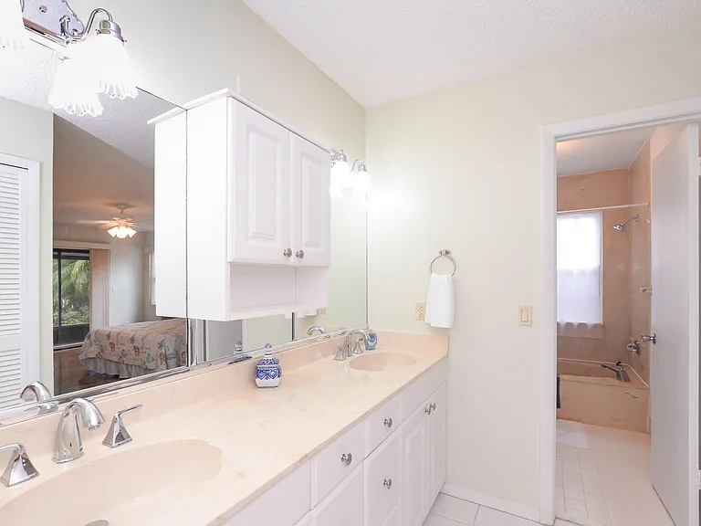 3267 NE Catamaran Ter — Photo 23