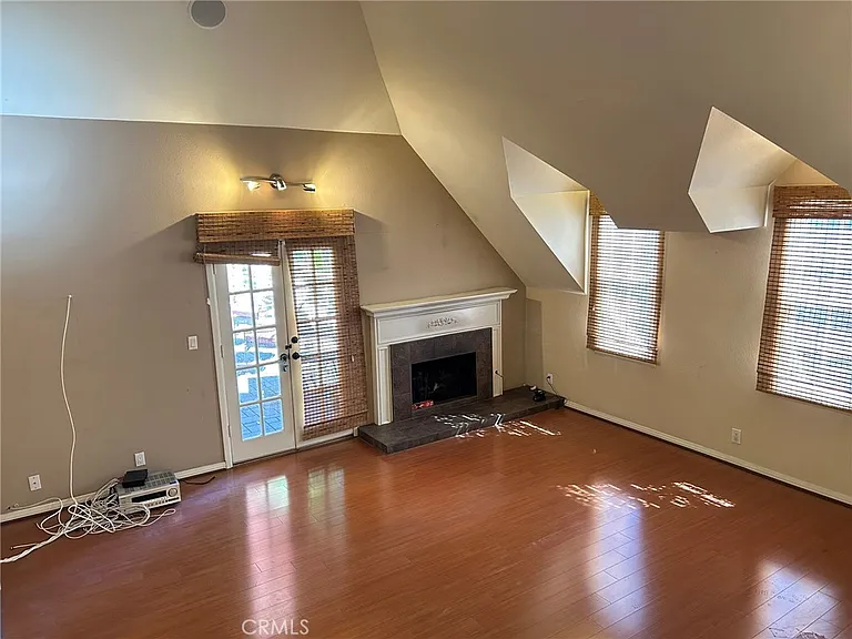 300 S Timken Rd — Photo 25