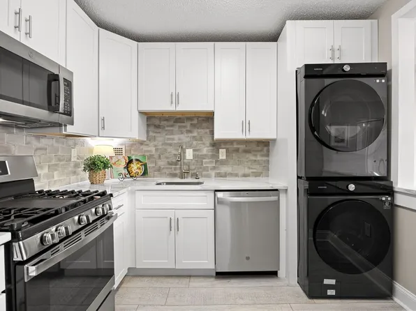 3701 S George Mason Dr, Falls Church, VA