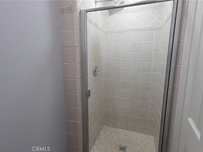 2233 Martin #108 — Photo 14