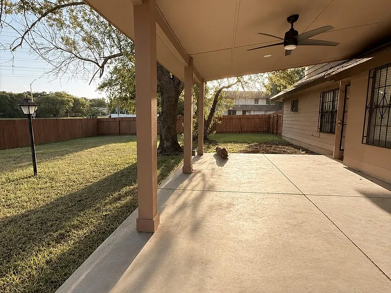 305 Starbright Dr — Photo 21