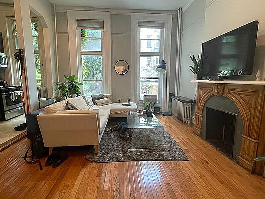 1st image of 505 Vanderbilt Ave #4