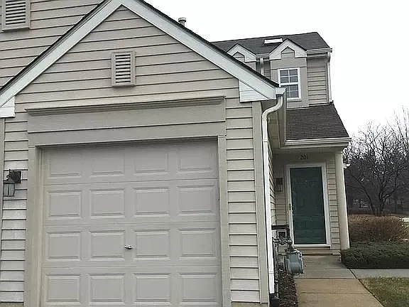 2803 Rutland Cir #201 — Photo 1