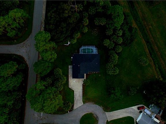 3rd image of 3325 Dalhart Ct