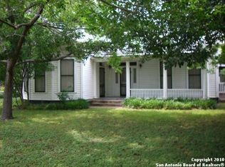 309 N Seguin, La Vernia, TX 78121