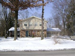 7617 Forest Rd, Cincinnati, OH 45255