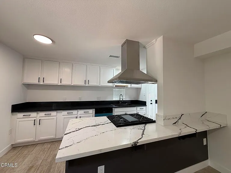 4010 Witt Ave — Photo 3