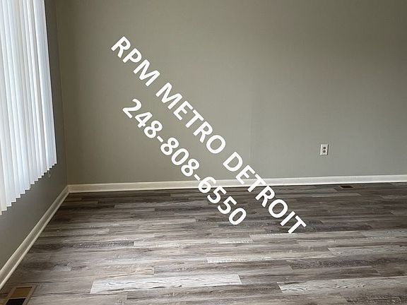 5th image of 39443 Jefferson Ave