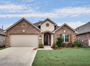 1721 Ridge Creek Ln, Aubrey, TX 76227