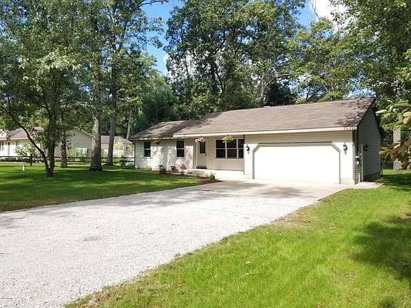 3rd image of 514 W Forest Park