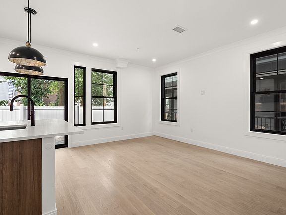 3rd image of 228 Washington St #2