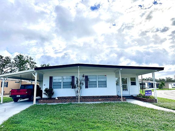 2nd image of 409 Peppertree Ln