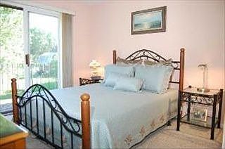 5th image of 367 Harvest Ln APT 4