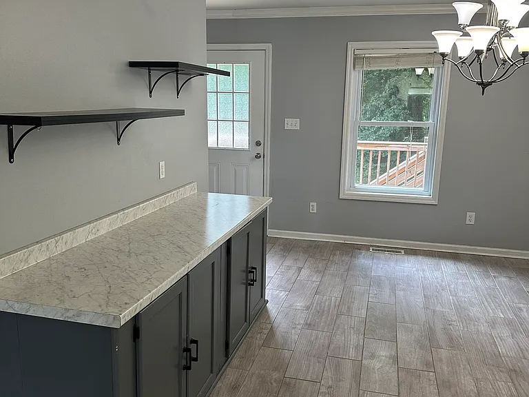 5766B Dodson Branch Rd — Photo 3