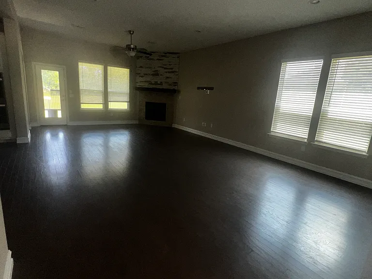 3824 Horseshoe Trl — Photo 9