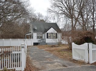 93 Wilson Ave, Medford, NY 11763